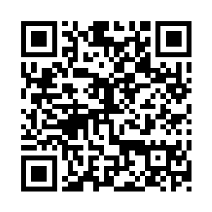 一个不开眼的家伙举着枪从窗口冒了出来二维码生成