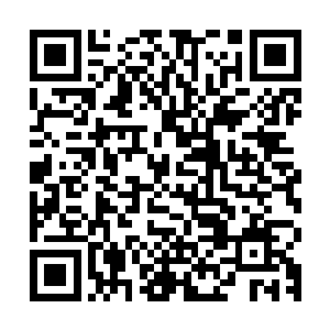 一帮妖道巨擘与老板娘聚在一起交谈的情形看得不少人暗暗咋舌二维码生成