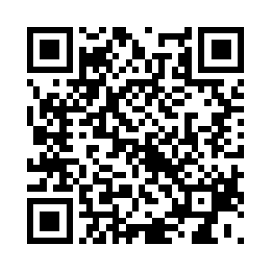 一段钢管舞表演调动了台下所有男人的感官二维码生成