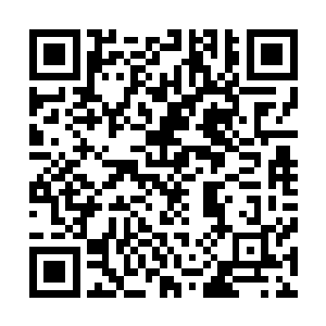一直以来在他心目中完美的母亲形象顿时变得……真实起来二维码生成
