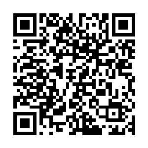 一股无形的力量正在缓缓的朝着他身子的各各地方快速的流窜着二维码生成