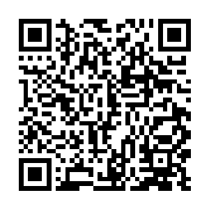 一辆正堵着缺口的塞门刀车被辽人甲士用重兵刃推开二维码生成