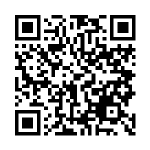 不等他说什么便听前方看着他们的离慕笑叹二维码生成