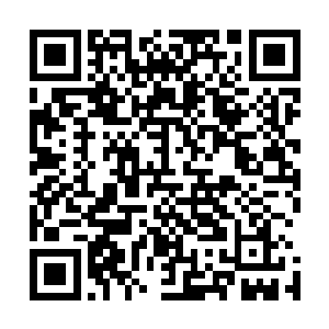 不过他那身价说起来一大半都在公司的所谓的股份里泡着呢二维码生成