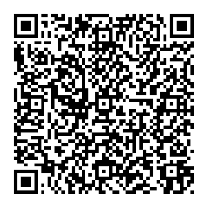 不过可能是贝海实在是太闲了想给自己找点儿刺激一看到了水中的小鱼儿贝海的脑袋里就跳出了一个念头是不是该把绿水儿喂这几小鱼二维码生成