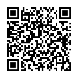 不过洪大力想的跟正常人不一样――他只挑没镶嵌的装备买二维码生成