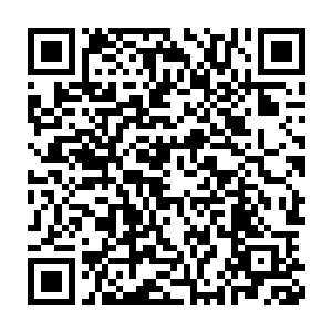也正是这位高跟鞋同志在浩瀚缤纷的海量资讯中凭借自己的记忆力二维码生成