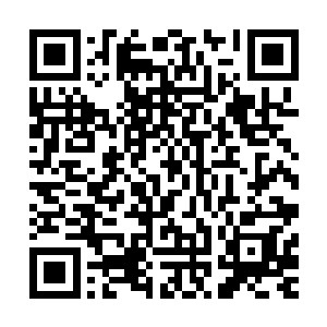 事情的起因多半是因为这付十分引人注目的铁十字圣图引起的二维码生成