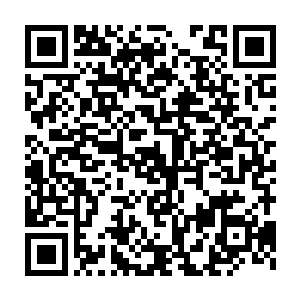 于是贝尼特斯在比赛重新开始之后很快就做出了调整――继续加强防守二维码生成