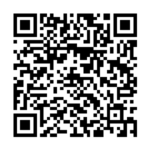 云拂崚在茶楼里无意中听到云起舞和南寻风的事迹二维码生成