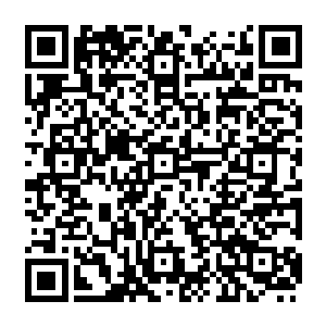 交代一阵后便和纳甲土尸带着飞翼银龙出符咒世界朝着黄富赵辉一伙人的地方赶去二维码生成