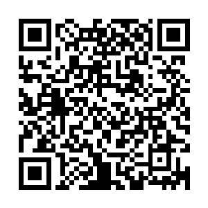 人类在地心世界和一些其他的史前文明遗迹中又发现了一些符文二维码生成