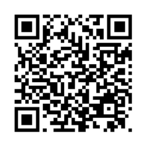 今天便是黑暗巨头在一起商议的动手时间二维码生成