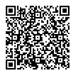 从他的话中显然很容易就能听出此人便是那位神龙见首不见尾江湖第一杀手组织的大头目二维码生成