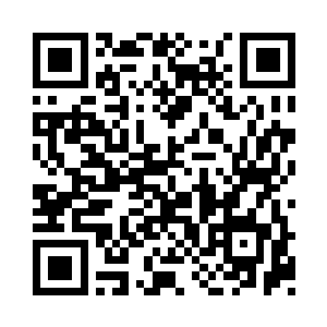 从坐姿到侧躺并不代表张晨晨的身体能动了二维码生成