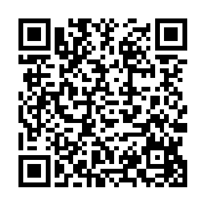仔细盯着张铁脸上表情的的斯内德用和蔼的声音开口说道二维码生成