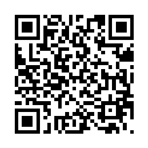 他上上下下仔仔细细地打量着张潇晗二维码生成