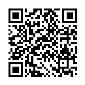他们所经过的地方必定会引来众人的侧目二维码生成