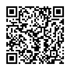 他们连续的进攻时时刻刻都在威胁着奥利弗卡恩所把守的球门二维码生成
