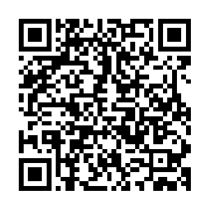 他大口喘粗气其实是巨大的心理压力造成的――他还有些后怕二维码生成