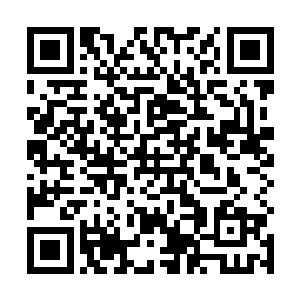 他就用自己的身体把实验室内各项仪器全都体会了一遍二维码生成