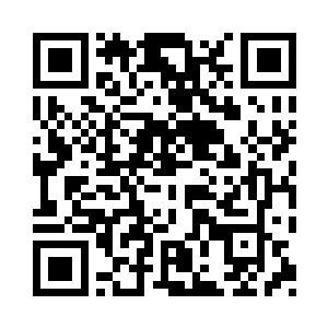 他带着一丝心疼的看着自己骨刀上的伤痕二维码生成