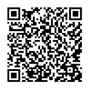 他深知人生在世大男人若想在这世上有一席之地就必须得有一条守得住的底线二维码生成