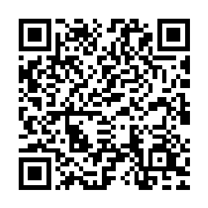 他现在要努力想方设法从某已经青筋直冒的暴走剑圣手下活下去二维码生成
