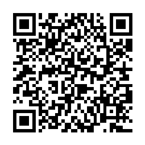 他甚至已经做了最坏的打算――如果是在保不住足球二维码生成