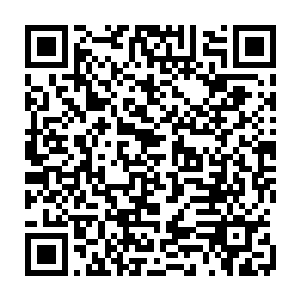 他这才明白过来李二娃这小子为什么一见到自己便会如此的幽怨且惊喜了二维码生成