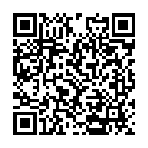 众人只看到眼前有一抹淡淡如针般的金色一闪而过二维码生成