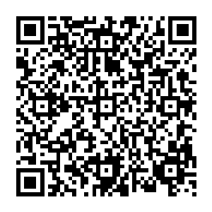 会场内的钟成军其实也已经注意到了外面传来的动静……他本身也是一位二阶后期的修士二维码生成