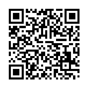 估计是他一下船就给手下打电话安排了一切二维码生成