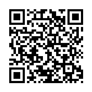 但他又不想把这么重要的任务交给一家佣兵团二维码生成