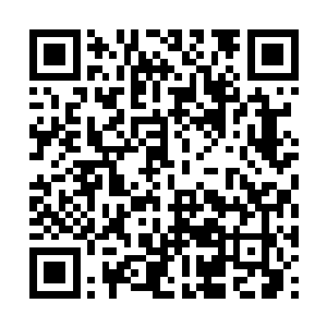 但其余两尊他心中认定一定会把它们重新凝聚回来二维码生成