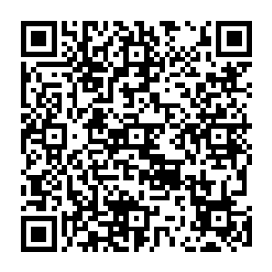 但却真实存在的蓝色电弧与水面之间竟然产生了宛若实体物质互相砸撞时的声响来二维码生成