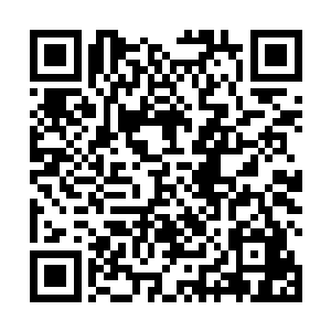 但是勉强凑出能让三千人在这样的天气里冻不死的衣服二维码生成