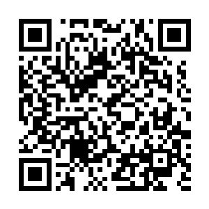但是这说话的语气就足以表明了他此刻对巴博思的态度了二维码生成