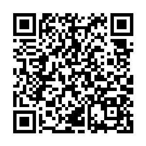 但有人用一种可以迅速膨胀并凝固的化学合剂将这里封住了……二维码生成