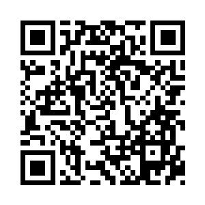 你戴上戒指了那些小花小草自然就会远离你了二维码生成