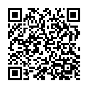 先前他听到性感女医生朱燕说整个华夏都没医生能救得了他二维码生成