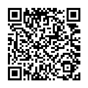 共七把才气古剑和一把才气长枪在众人前方飞行穿梭二维码生成