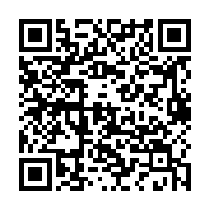 其中一起甚至砸毁了乡政府数十间办公用房和大量财物二维码生成