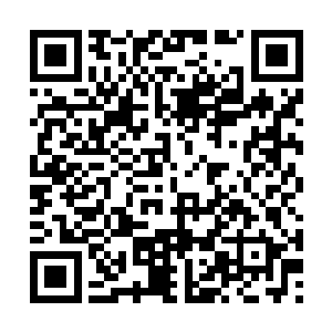 其实就是绕着被分割成一两百米见方的田字格街区二维码生成