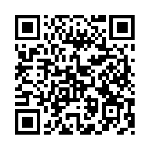 再用粗大皮索牢牢连接的那些巨大木排二维码生成