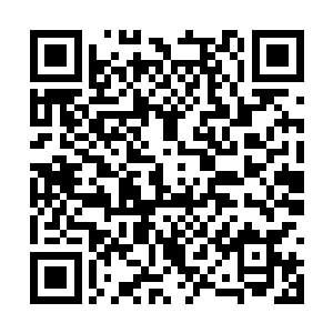再由文字谱发展成为采用文字中各种象形性的笔画二维码生成