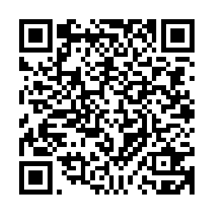 再计算上因为电影热映而带来的迪士尼乐园同名项目人流量增加二维码生成