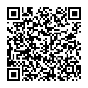 凶猛之极地向着江少游的身上砸了过去……看样子这两人是真的拼命了二维码生成