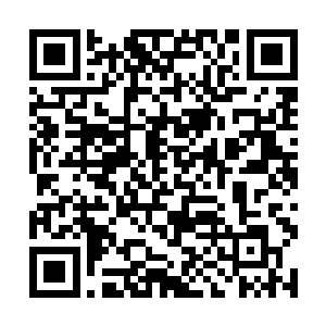 刚刚和张铁在外面碰过面的两个猛神将互相看了一眼二维码生成