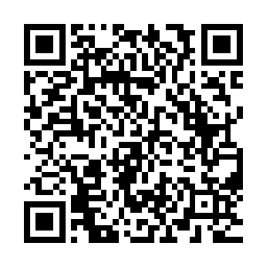 刺痛般的危险是昨日察觉到的――理查德在美国的老友通知他二维码生成
